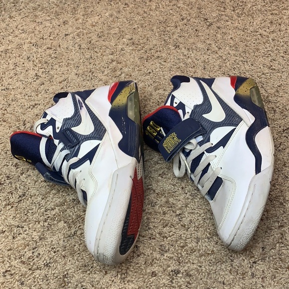 Nike Other - Nike Air Force 180